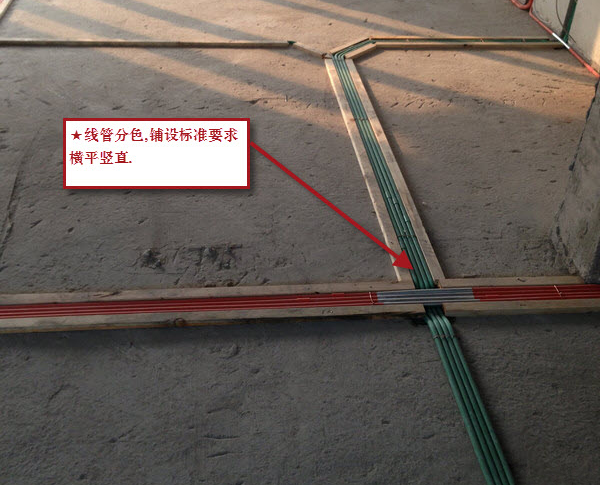 錫箔紙可以降低強(qiáng)電電流對(duì)弱點(diǎn)信號(hào)的磁場(chǎng)干擾，起到屏蔽作用。